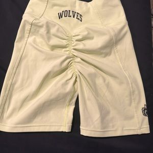 Neon mellow yellow women's darc sport short worn 2 times scrunch butt